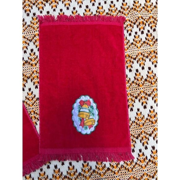 Vintage Canon Christmas Fingertip Hand Towels - Picture 3 of 5
